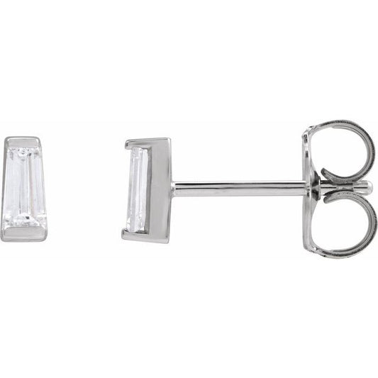 14k-white-gold-4-x-2-x-1.5mm-