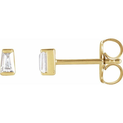 14k-yellow-gold-3-x-2-x-1.5mm-||-1/8-ctw
