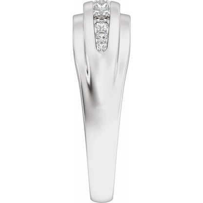 14k-white-1/2-ctw-lab-grown-diamond-stepped-edge-tapered-band