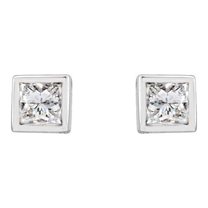 14k-white-1/6-ctw-lab-grown-diamond-bezel-earrings