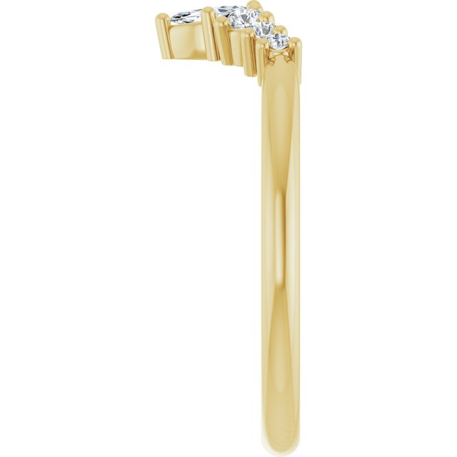 14k-yellow-1/6-ctw-lab-grown-diamond-contour-band