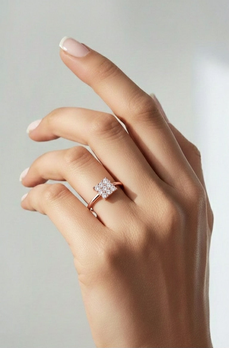 Unisex Diamond Ring for Wedding and Special Occasions 18K Solid Gold