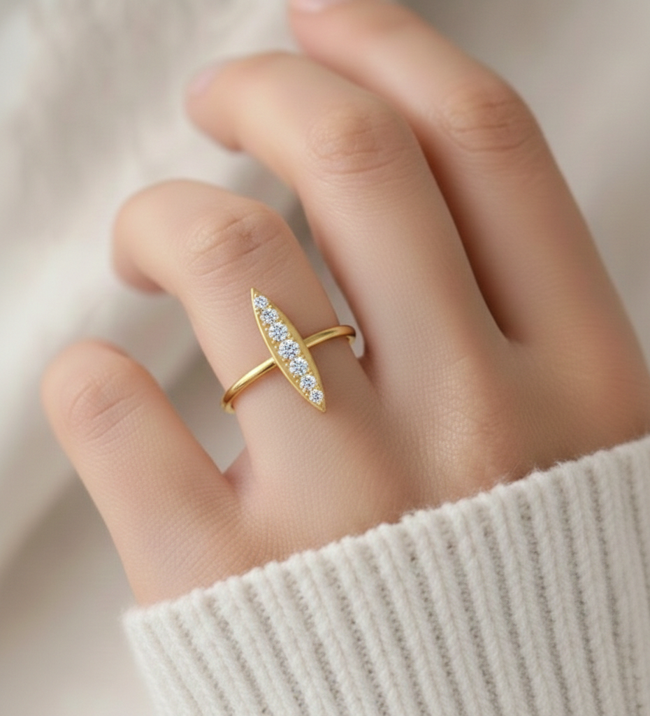 Timeless Elegance 14KT Gold Round Stone Band Ring With Comfort Fit For Womens