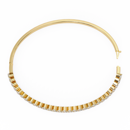 4.06Ct Pear Cut Top Grade Natural Diamond Antique Handcrafted Minimalist Vintage Cluster Bangle Bracelet  for Women's