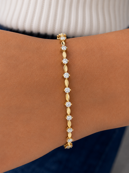 Round Cut Lab Grown Diamond Link Bar Bracelet