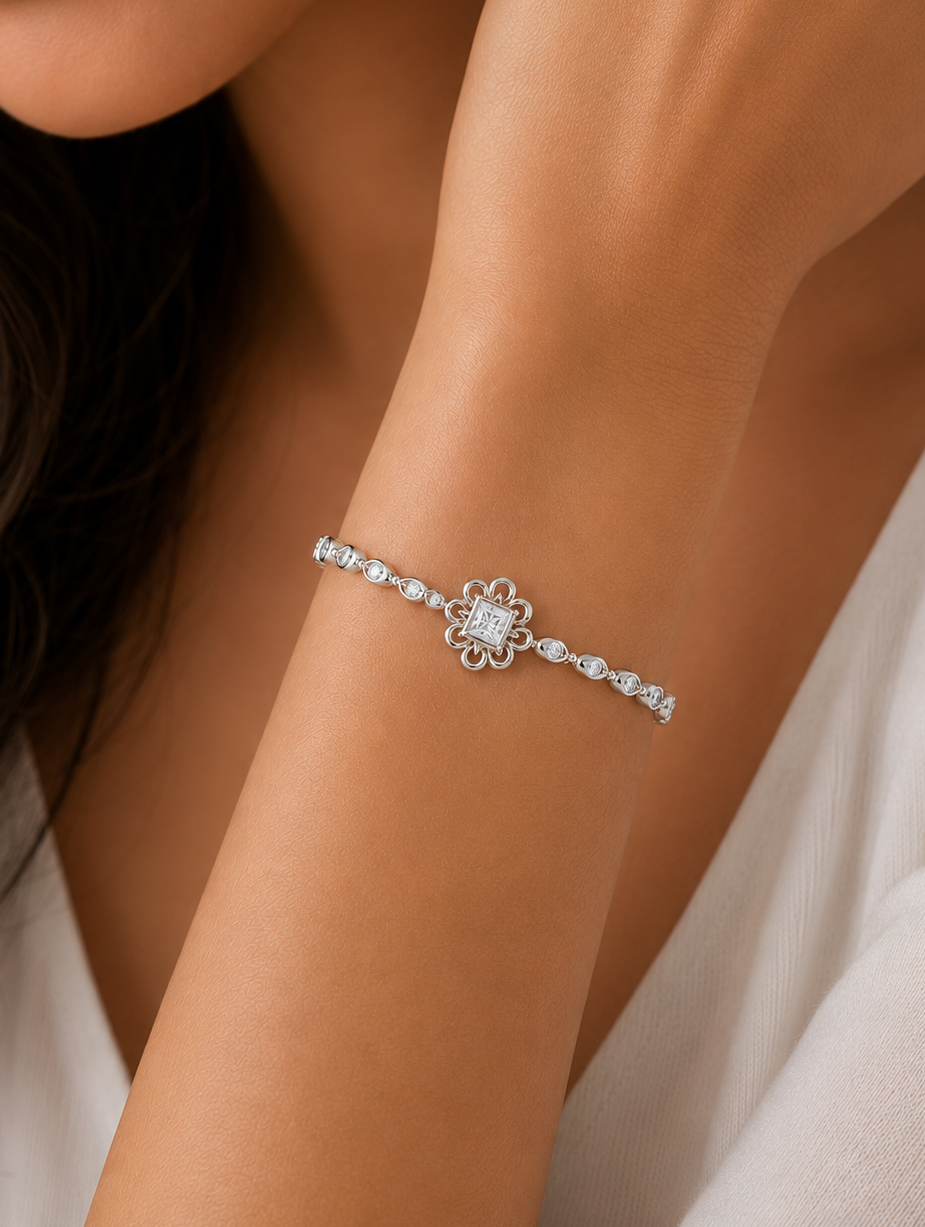 2.11 Ct Princess & Round Flower Diamond Tennis Bracelet