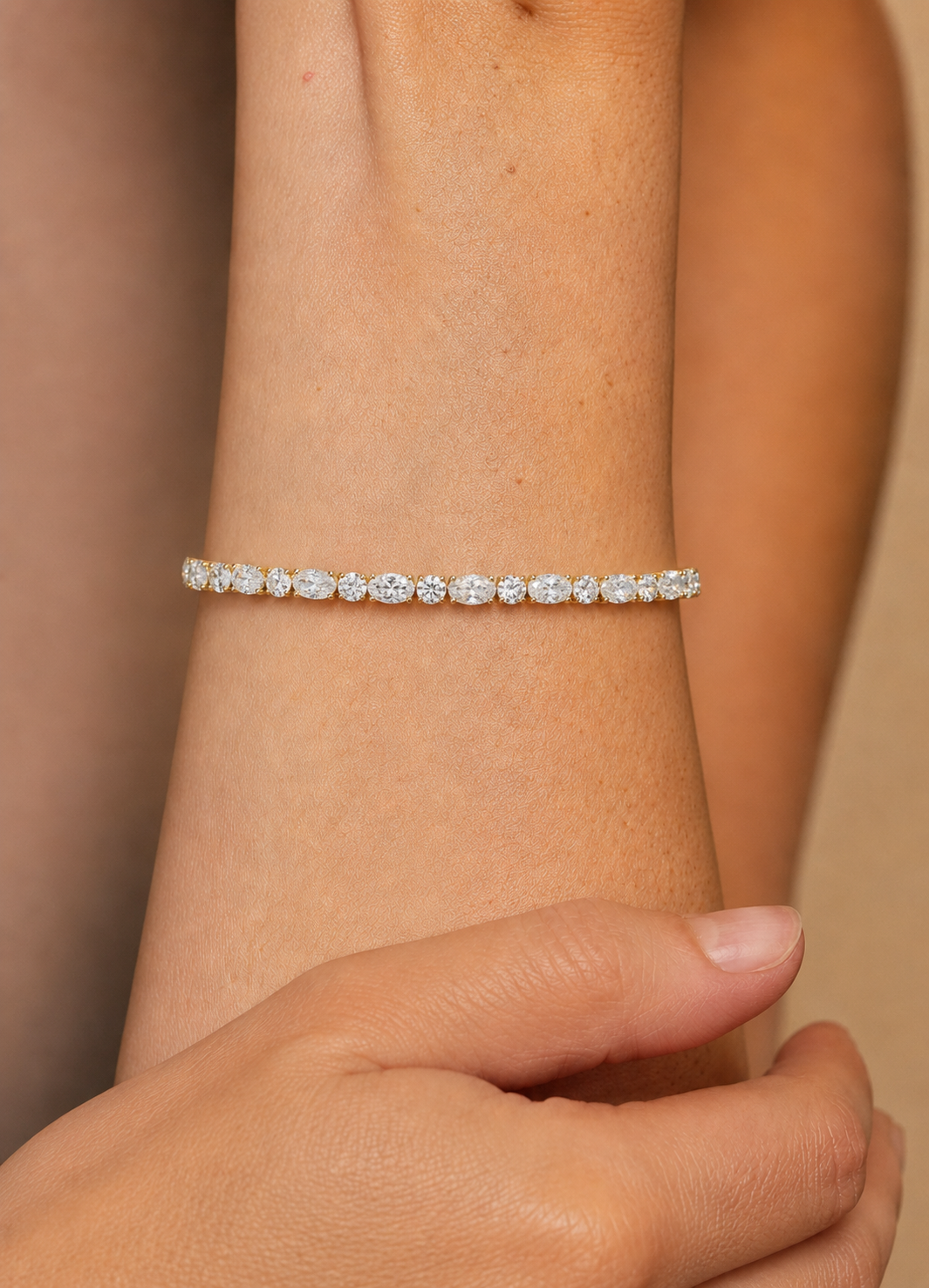 4.64 Ct Oval & Round Cut Diamond Tennis Bracelet