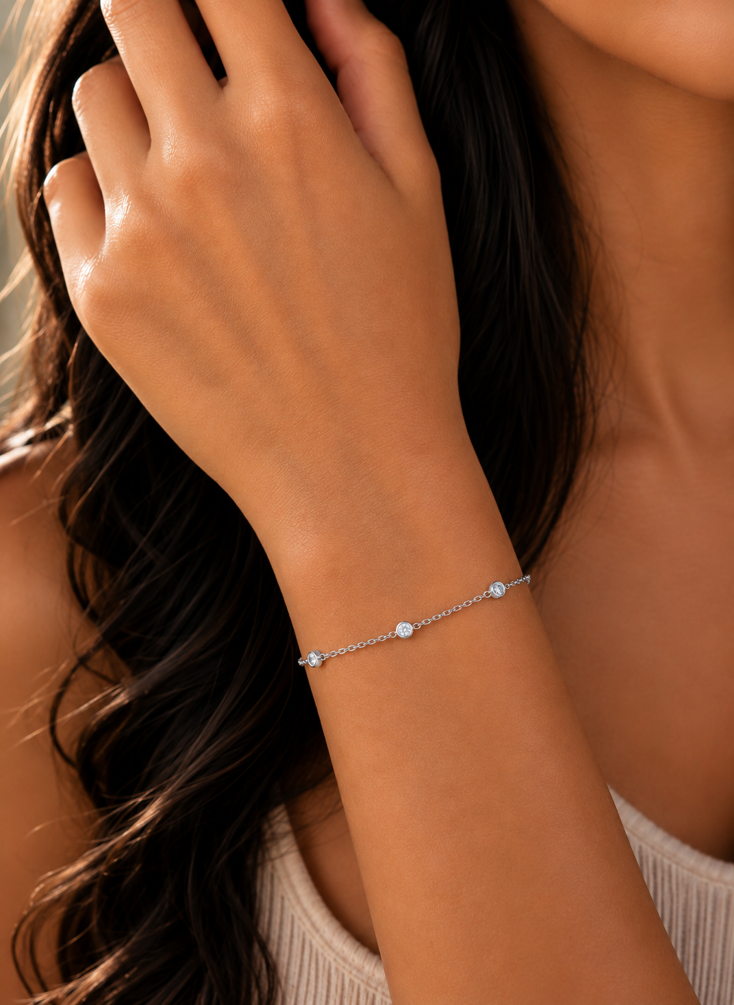 Round Colorless Diamond Bezel Set Charm Bracelet