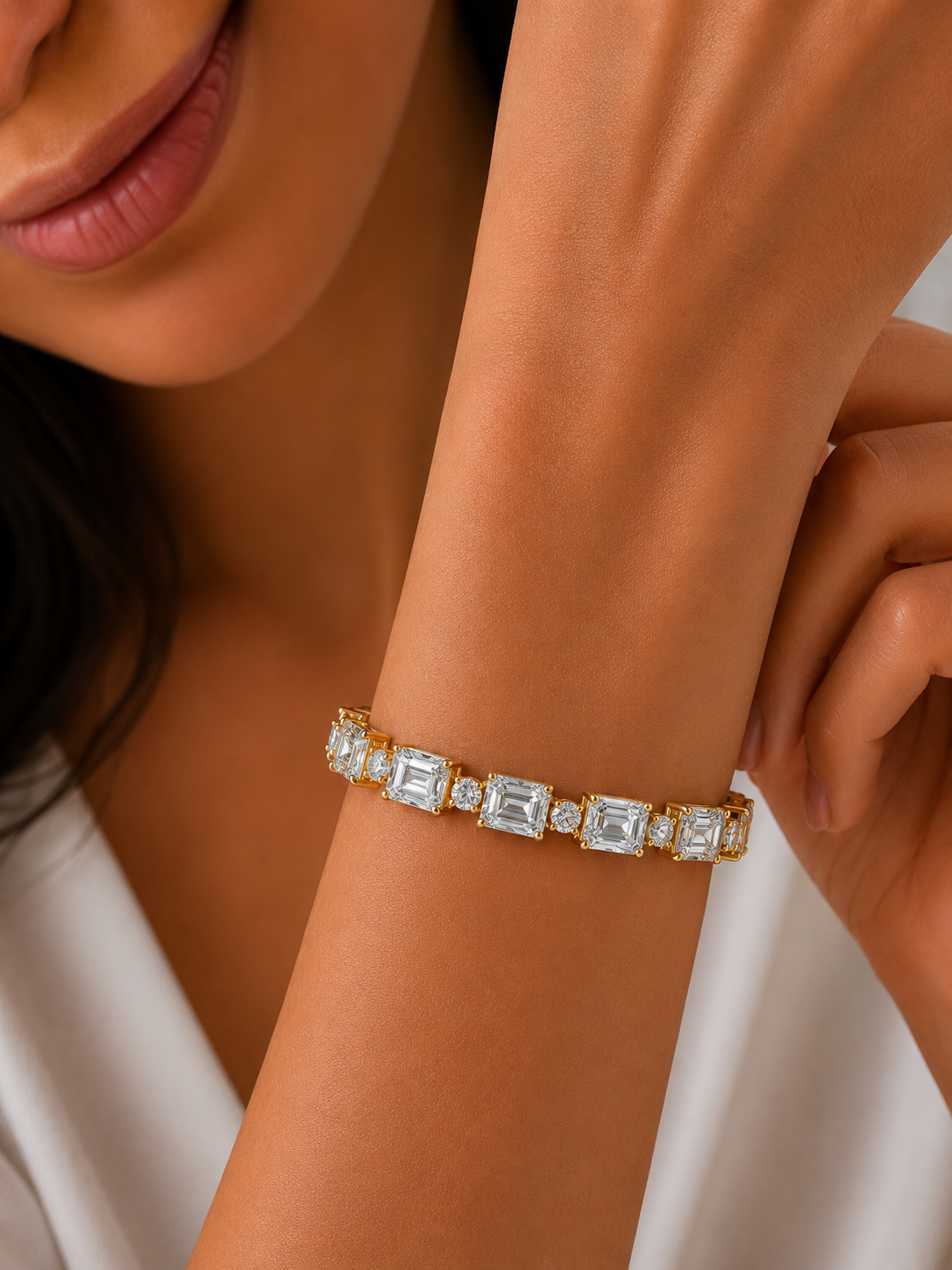 Round & Emerald Cut lab Grown Diamond Tennis Barcelet