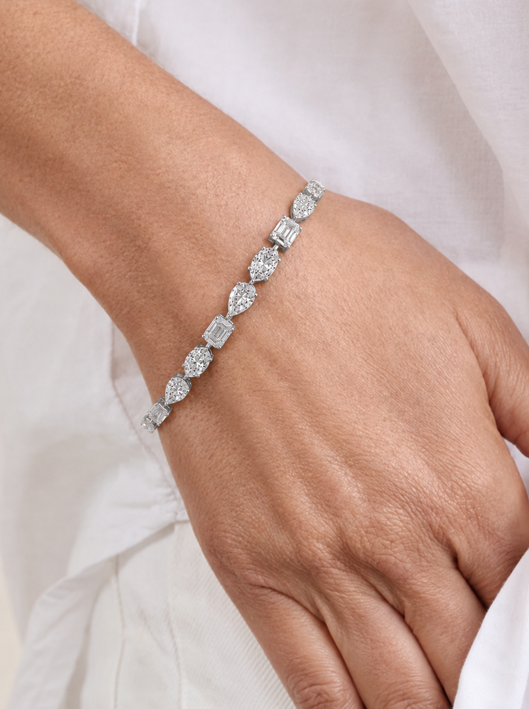 Pear Emerald & Oval Cut Lab Grown Tennis Diamond Bracelet