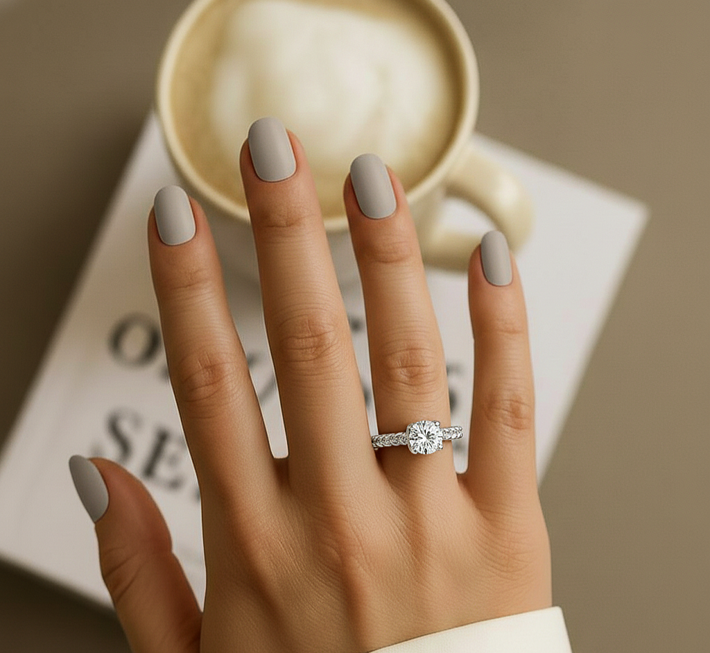 360 view video of lab grown round diamond minimalist twisted ring rotating on white background