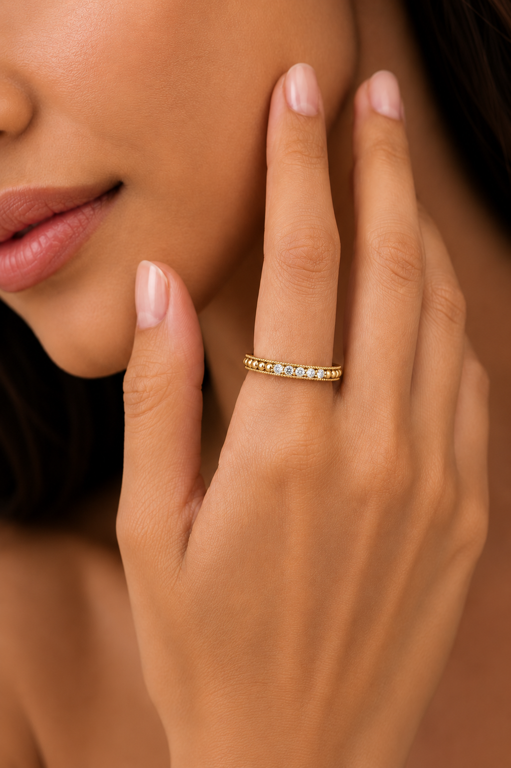 Minimalist Round Shaped Diamond Wedding Band Ring In 18K Solid Gold For Women's - HIGHCARAT DIAMONDS