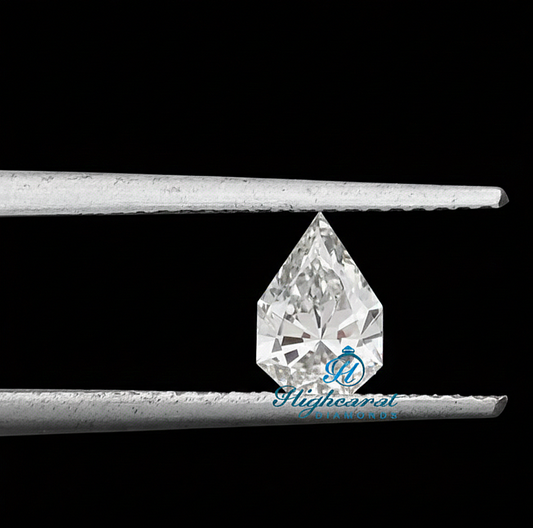 Pentagon Shape Empress Cut Lab Grown Diamond featuring geometric symmetry and structured faceting
