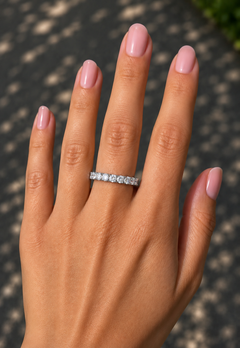 Round Lab Grown Diamond Half Eternity Ring Close-Up Facet Details