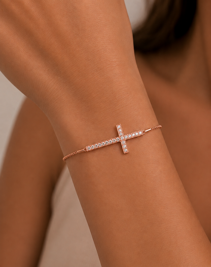Round Cut Diamond Criss Cross Handmade Bracelet