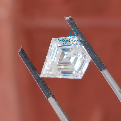 Precision Cut Spear Shape Diamond featuring elongated structure and reflective facets