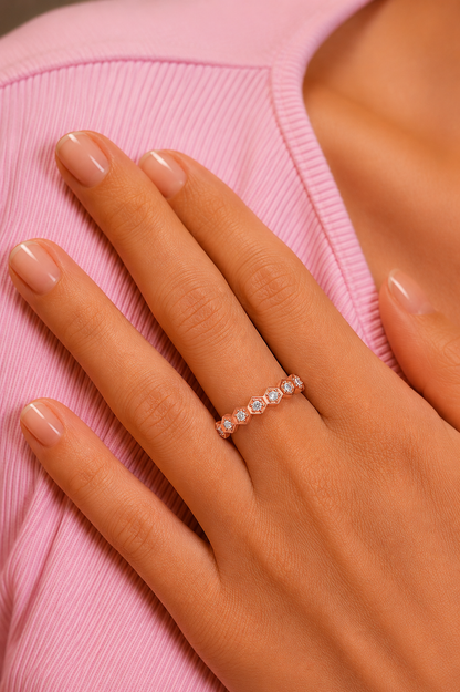 Zigzag Labgrown Round Diamond Band Ring For Women Stackable Elegance In 14K Solid Gold - HIGHCARAT DIAMONDS
