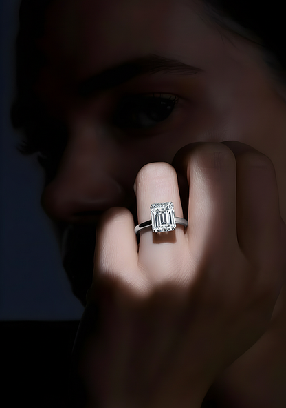 Elegance New Style Emerald Cut Lab Diamond Shinning Solitaire Diamond Ring For Daily Wear